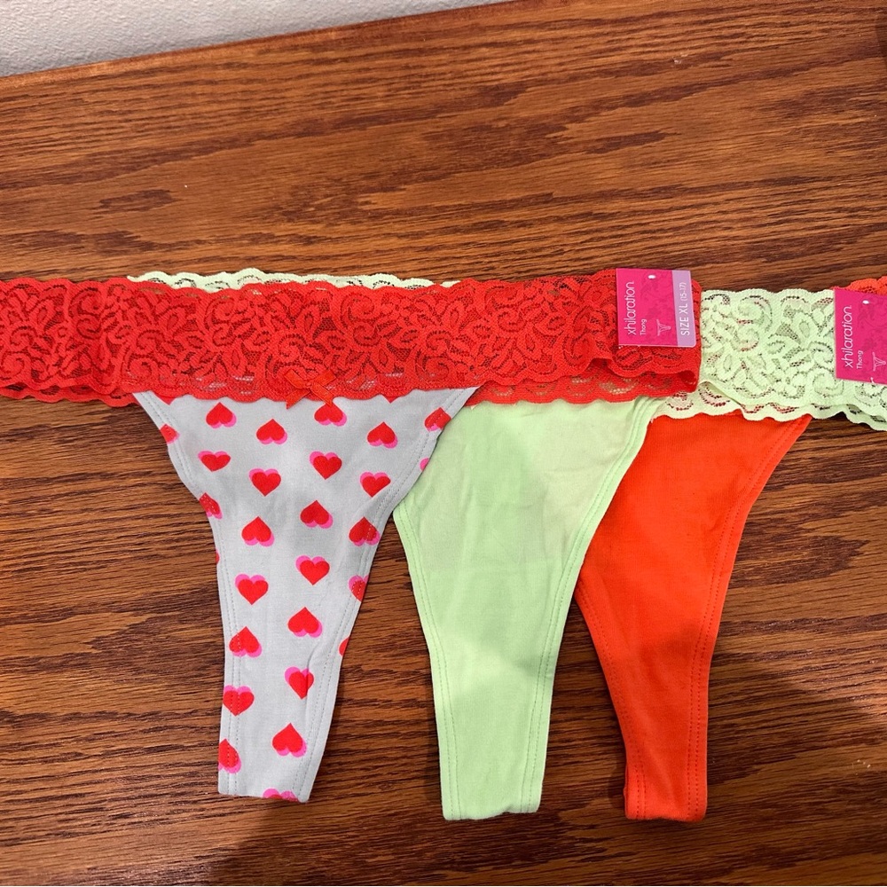 Thong set of 3